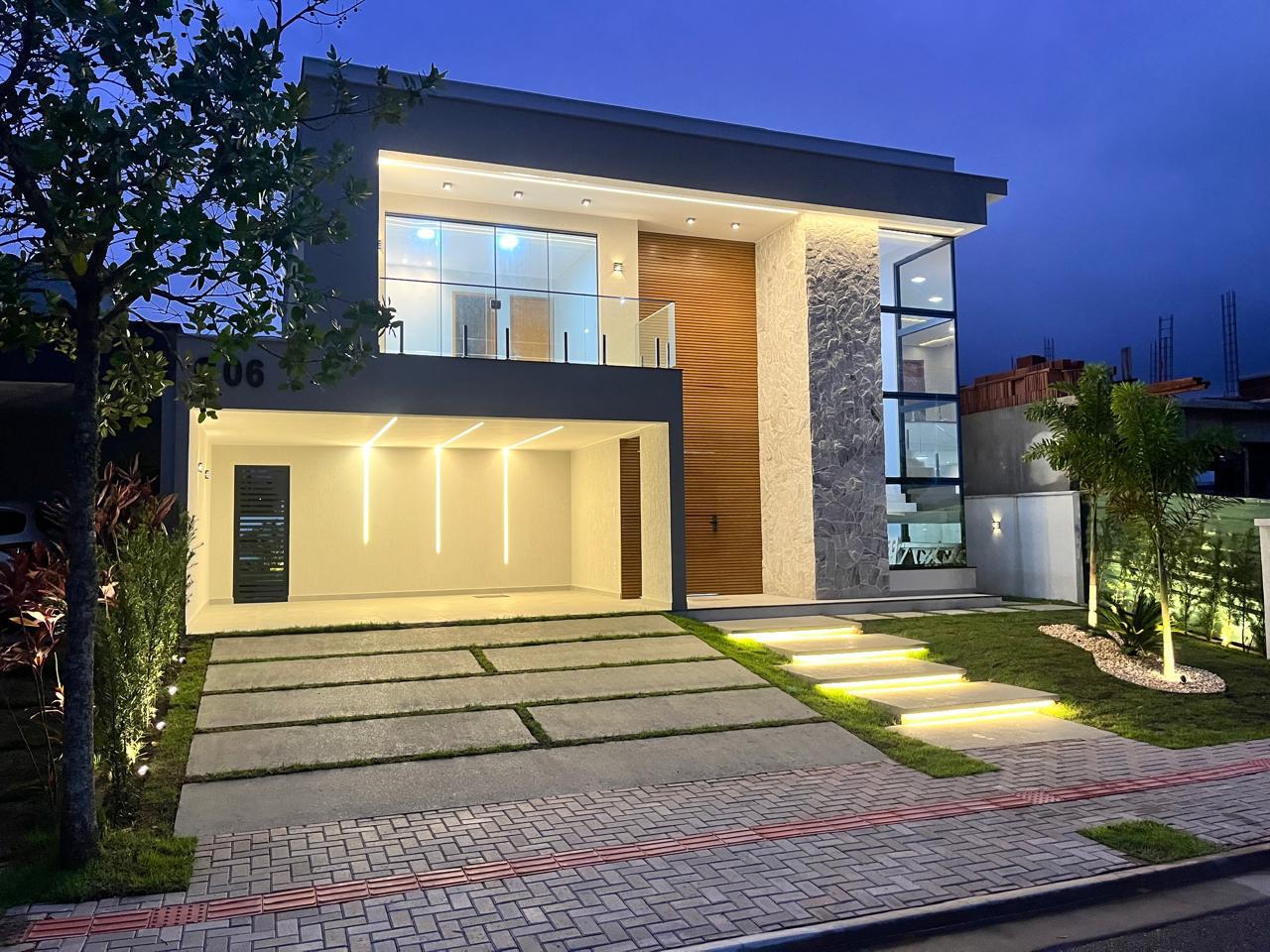 Casa à venda em Maricá – Duplex alto padrão com piscina no Alphaville 1 | R$ 1.690.000 · foto 2