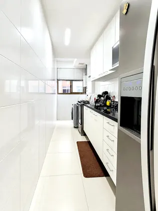 Apartamento à Venda em Icaraí: 2 Suítes, Varandão e Lazer Completo na Rua Cinco de Julho · miniatura 12